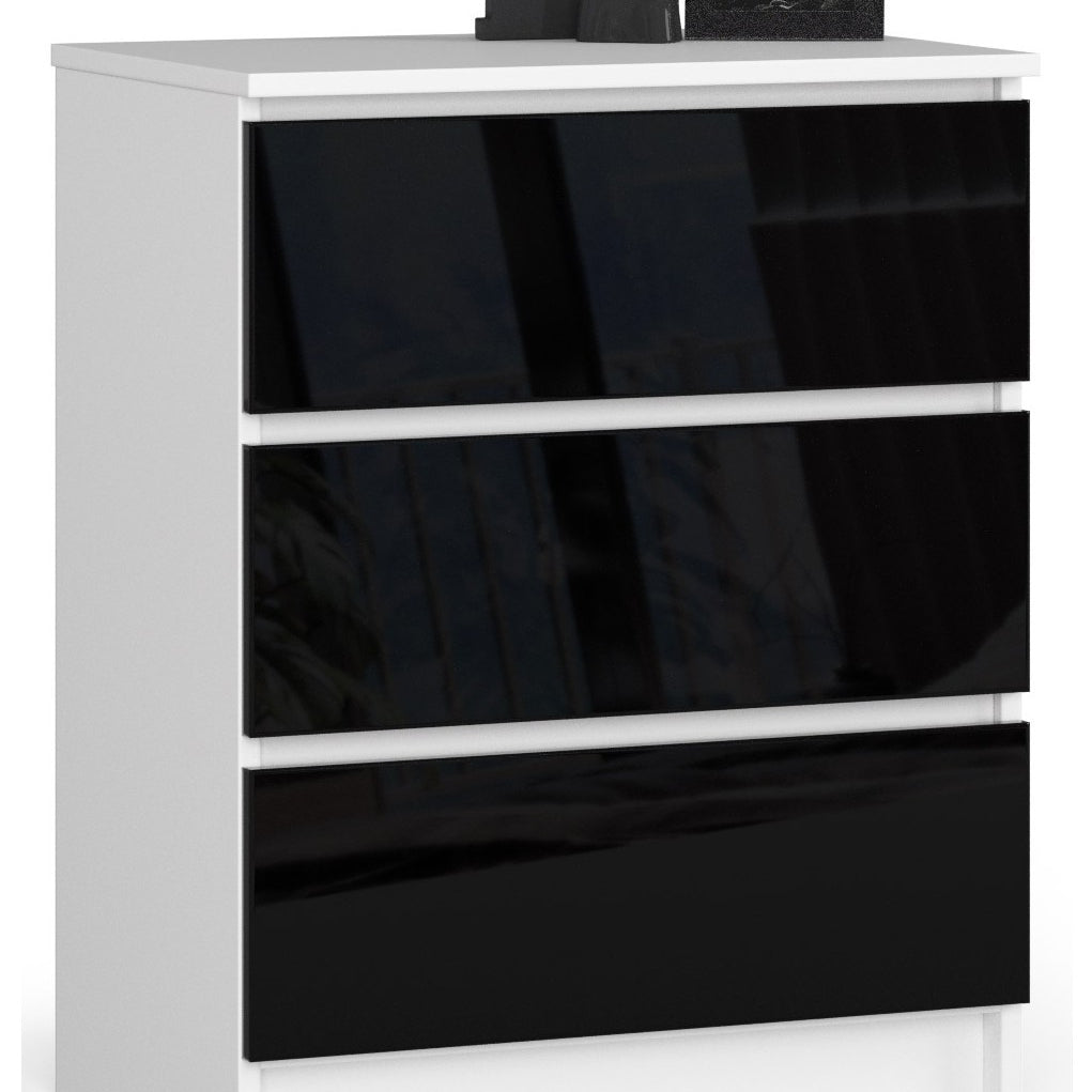 Commode avec trois tiroirs de 60 cm de large, salon, chambre, couloir, placard, buffet, buffet haut, beaucoup d'espace de rangement.