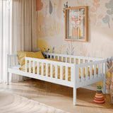 Kinderbett mit Rausfallschutz, Lattenrost und optionaler Matratze, Kinder Bett | sicher & stabil | weitere Größen: 80x160, 80x180, 90x190, 90x200 cm | erhältlich in weiß und natur | mit optionalem Ausziehbett und zwei optionalen Schubladen