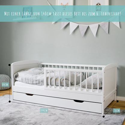 Kinderbett 140x70 cm mit Matratze (optional), Lattenrost, Schublade und Raufallschutz Vollholz in weiß - 70 x 140 perfekte Größe nach Gitterbett Babybett